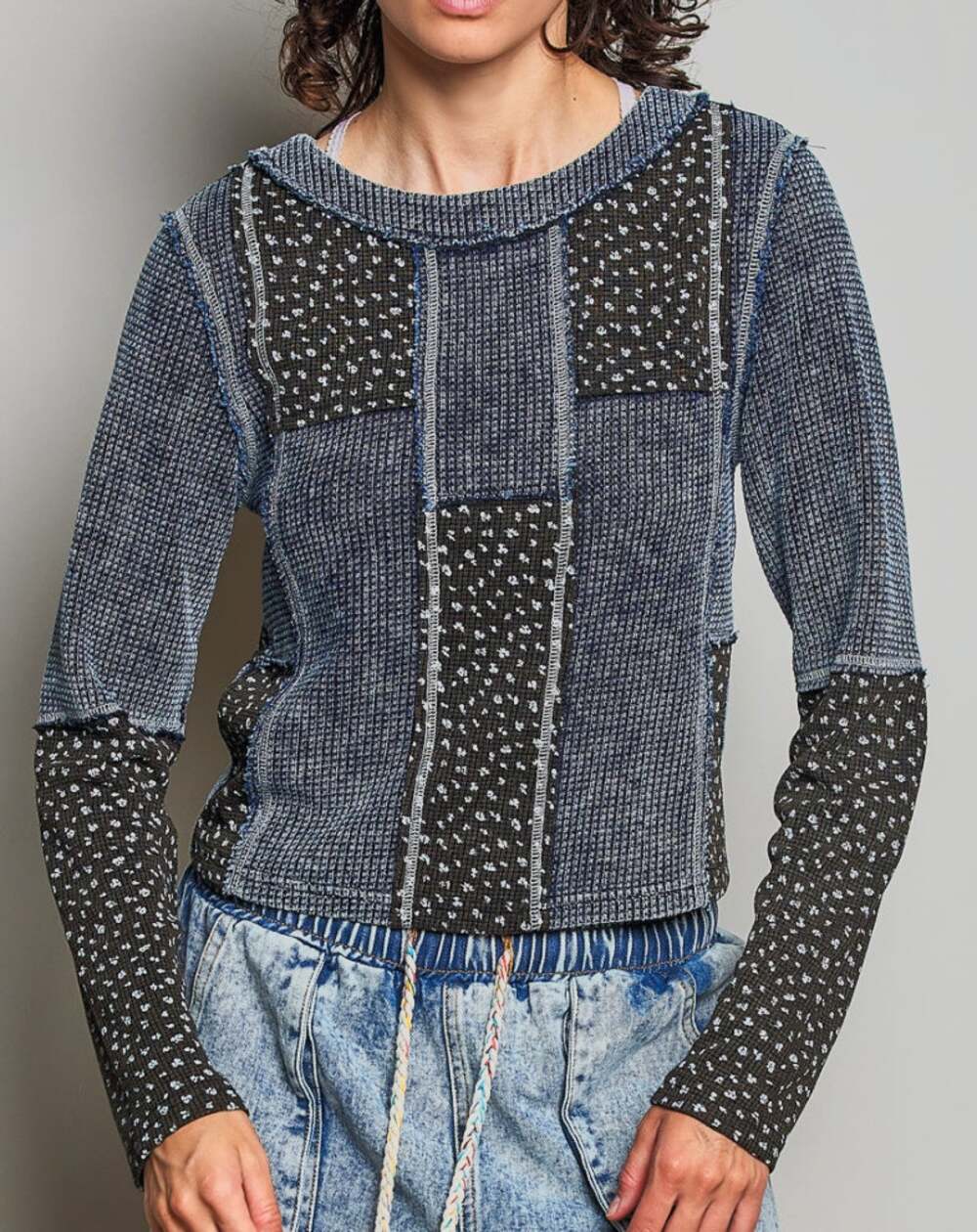 POL Blue Black Floral Patchwork Waffle Knit Top L - Eclectic Artist
